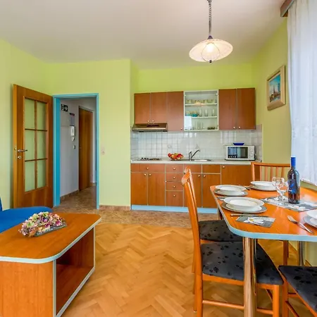 Ilicevic Apartment Crikvenica
