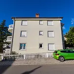 Ilicevic Apartman *